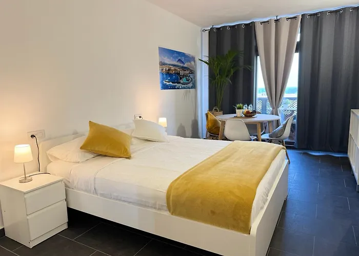 Marina Tenerife * 拉克鲁斯