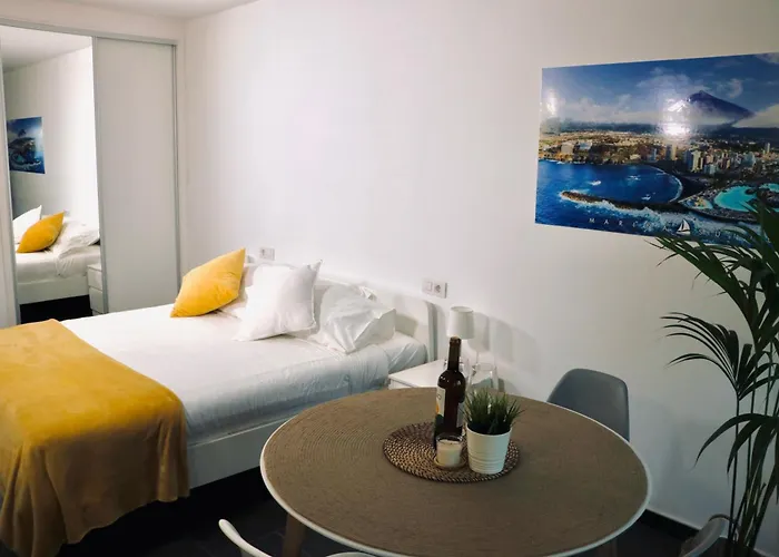 Marina Tenerife 公寓 *